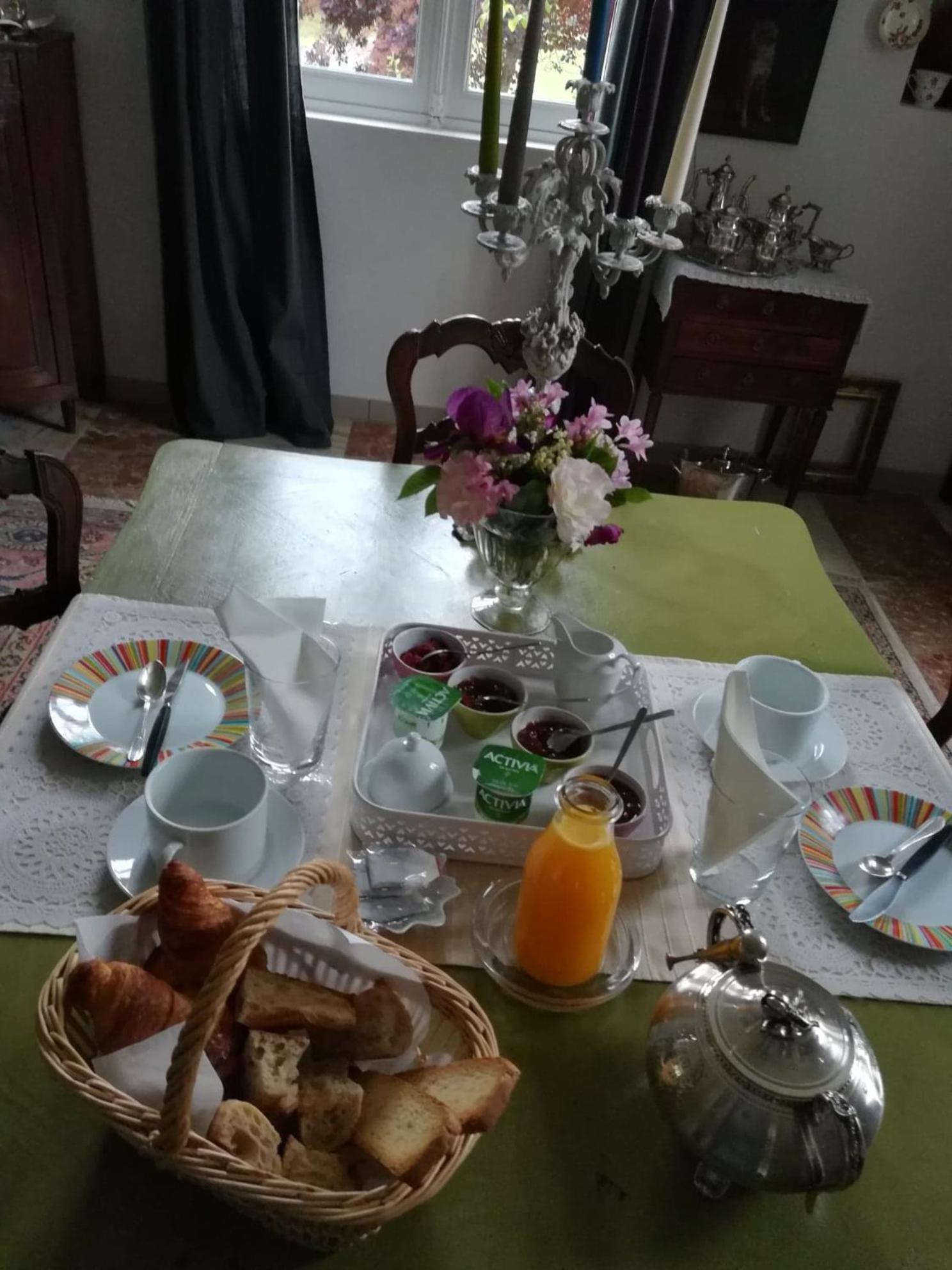 مبيت وإفطار Laglorieuse Castel La Bergerie المظهر الخارجي الصورة